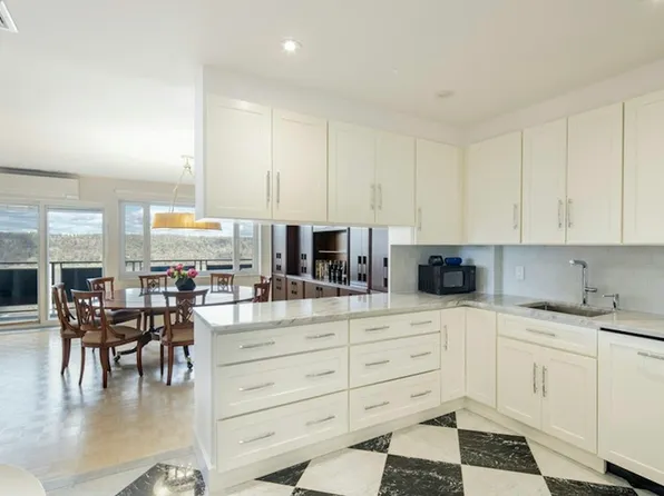 9 Chittenden Avenue image 6 of 14