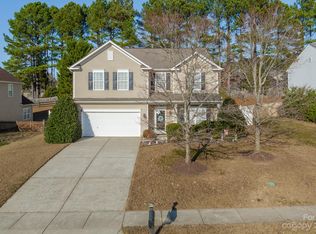 124 Middle Grove Dr, Mooresville, NC 28115