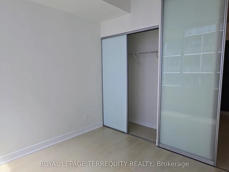 20 Gladstone Ave #502 — Photo 24