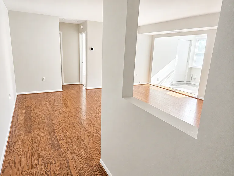 9653 Whiteacre Rd #B3 — Photo 2