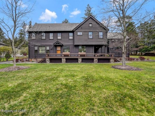 286 White Birch Ln, Mountain Top, PA 18707