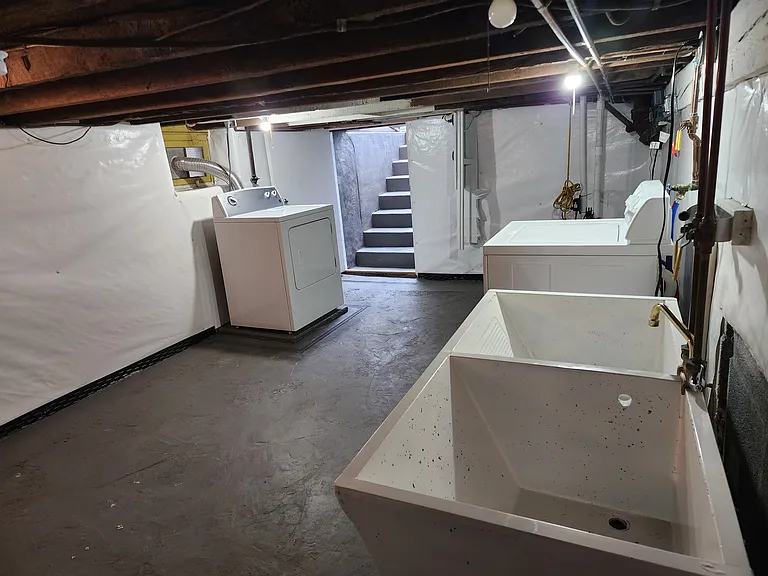 607 Mill St #2 — Photo 15