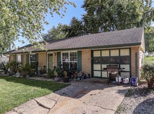 465 Maple Ct, Bargersville, IN 46106