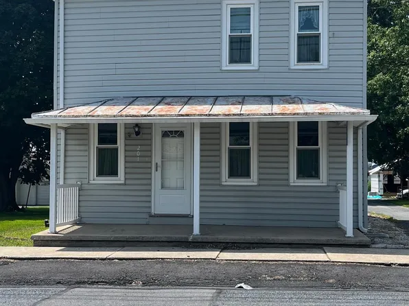 201 S Sheridan Rd, Newmanstown, PA 17073