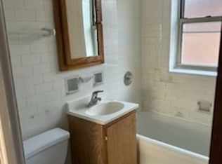 Constance, Chicago, IL 60649