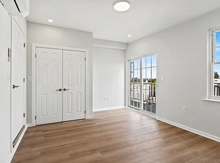 335 Grandview Ave #1, Ridgewood, NY 11385