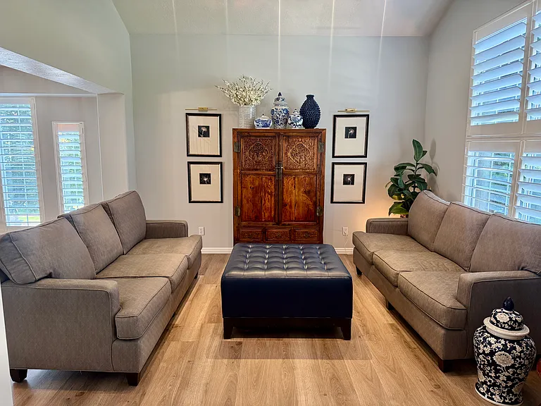 1458 E Snow Iris Cir — Photo 4