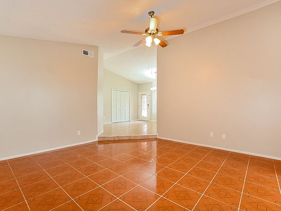5th image of 1388 La Paloma Cir