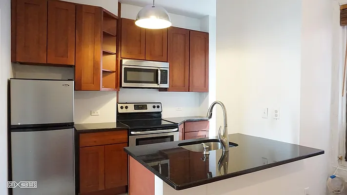 Rented by Citi Habitats | media 18