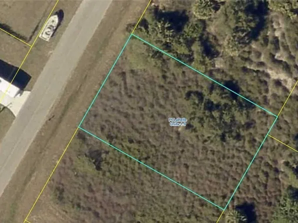 8045 Olive Cir, Labelle, FL 33935