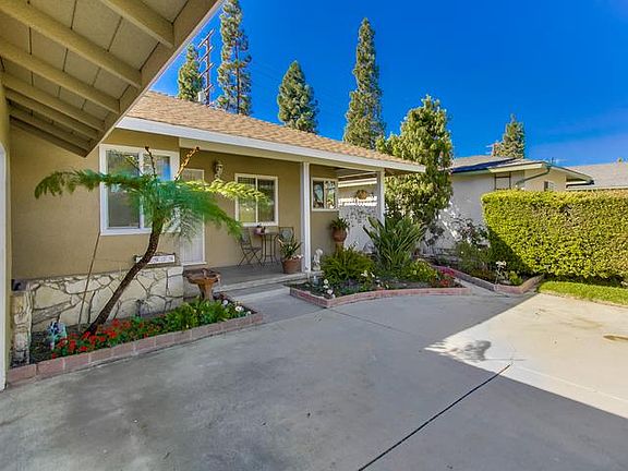 5th image of 10939 Mollyknoll Ave