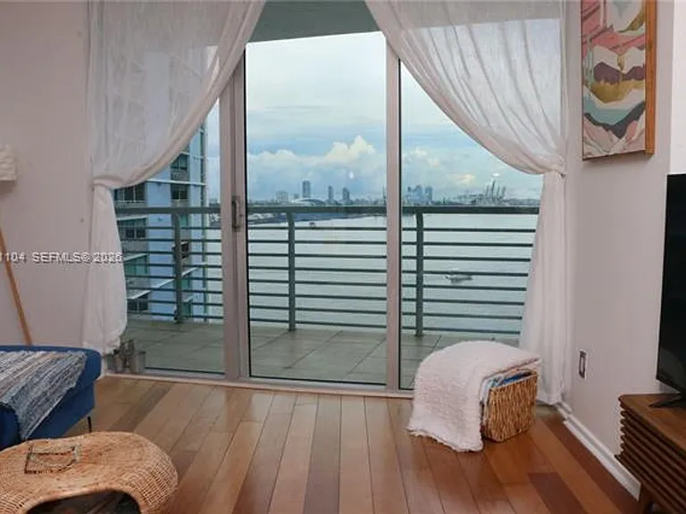 325 S Biscayne Blvd #CU-1523 — Photo 12