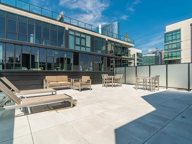 128 S Green St #3C — Photo 11