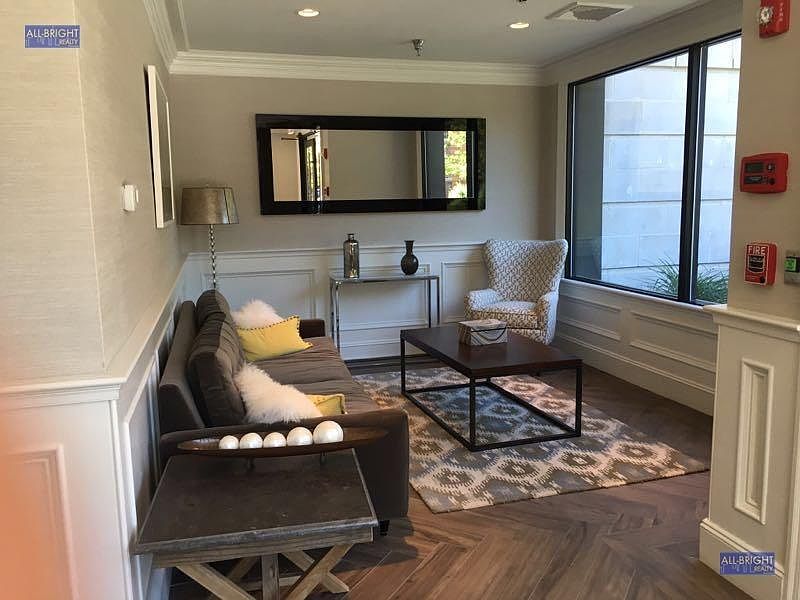 1st image of 20 Englewood Ave #3016
