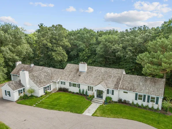 140 S Brown Rd, Long Lake, MN 55356