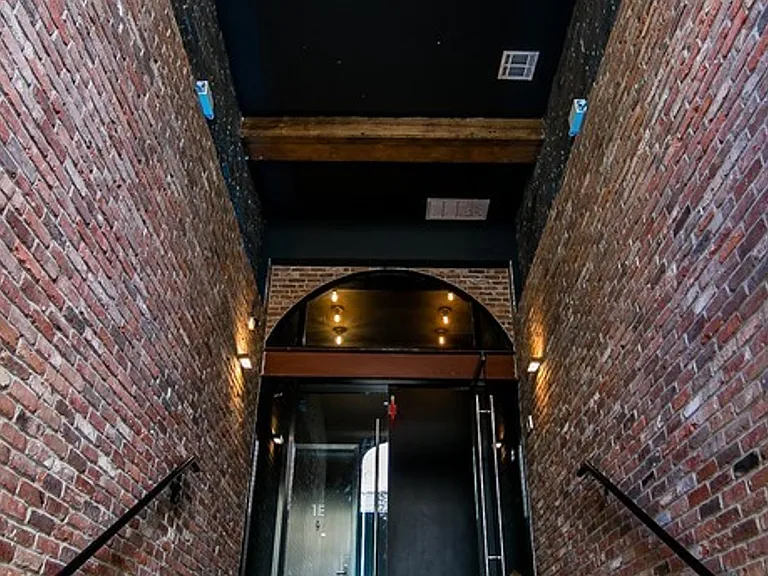 100 Dupont St #1L — Photo 6