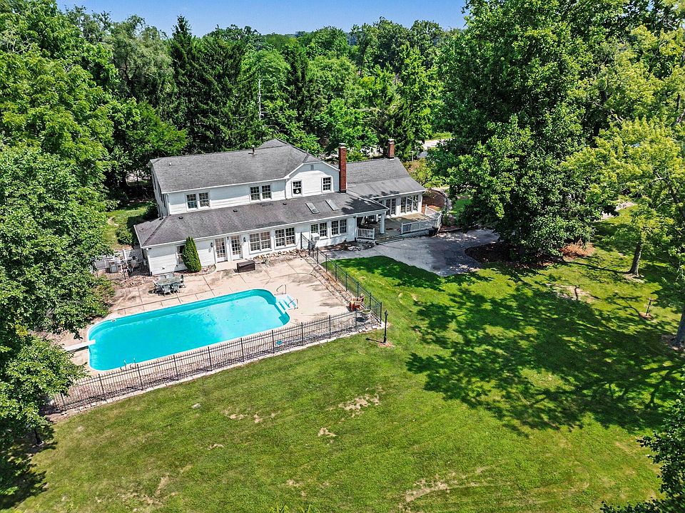1st image of 238 Joliet Rd