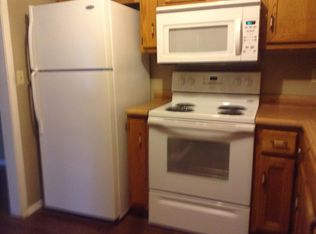 2005 Greenwood Dr, Poplar Bluff, MO 63901