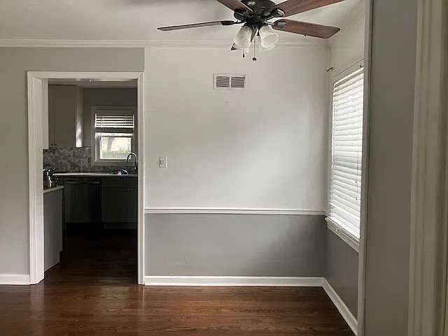 2 bed, 1044 sqft, $2,000 — Photo 4