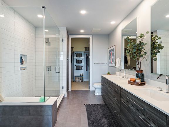 Model Bathroom 1