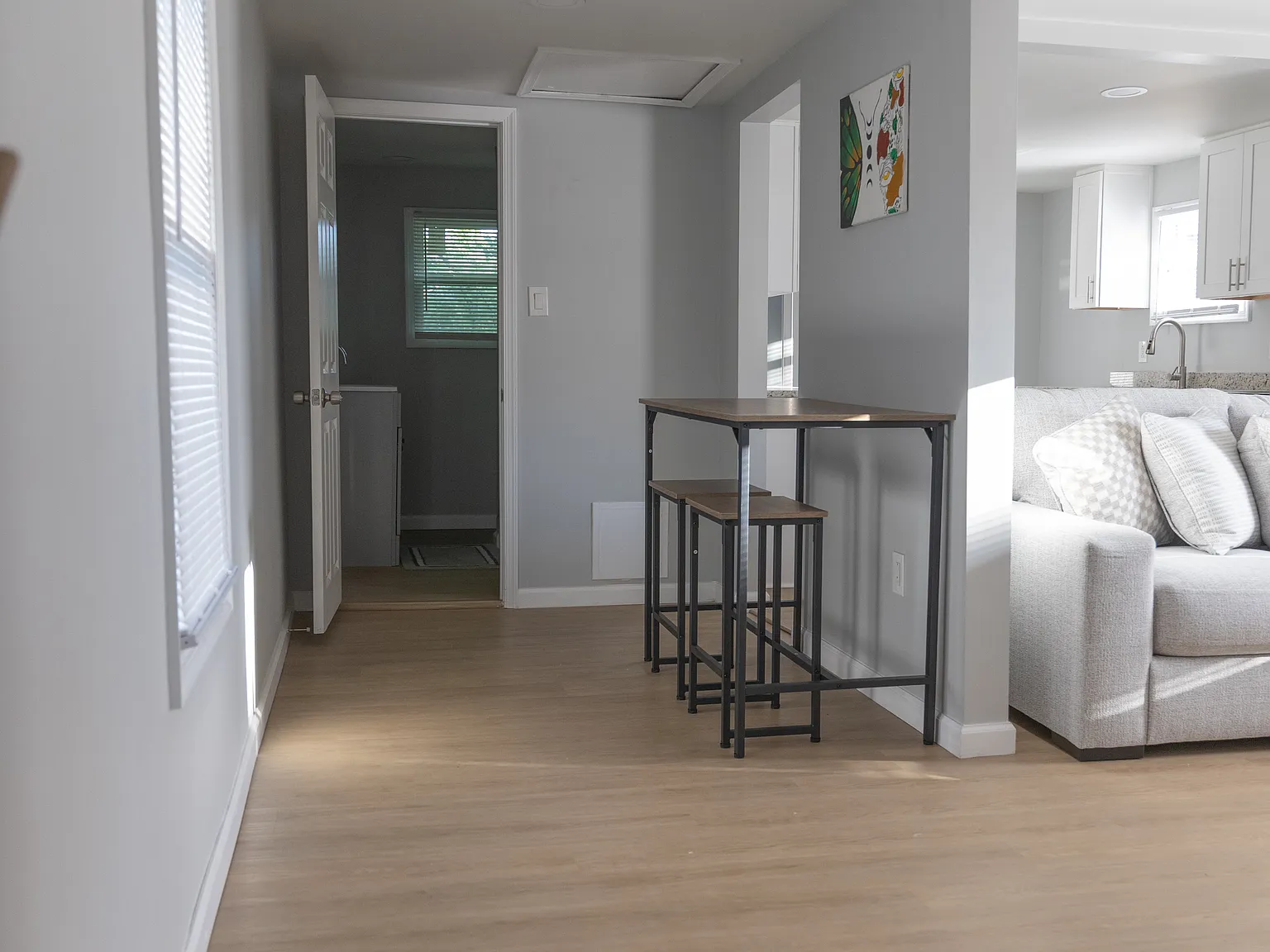 1 bed, 700 sqft, $1,600 — Photo 3