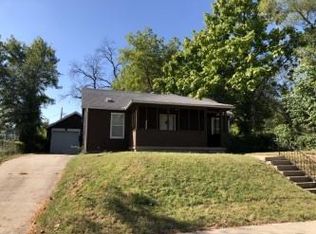 4340 Elmwood Ave, Kansas City, MO 64130