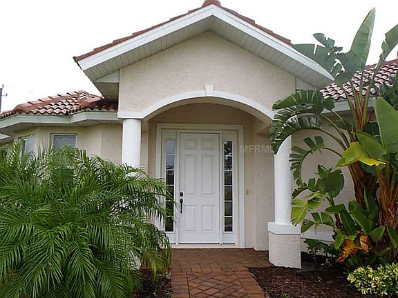3rd image of 16315 Sunset Palms Blvd