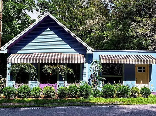 2622 Greenville Hwy, Flat Rock, NC 28731