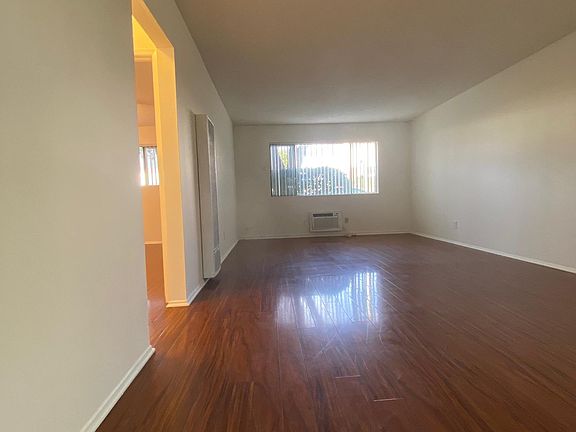 3rd image of 1206 S Alta Vista Ave APT 2
