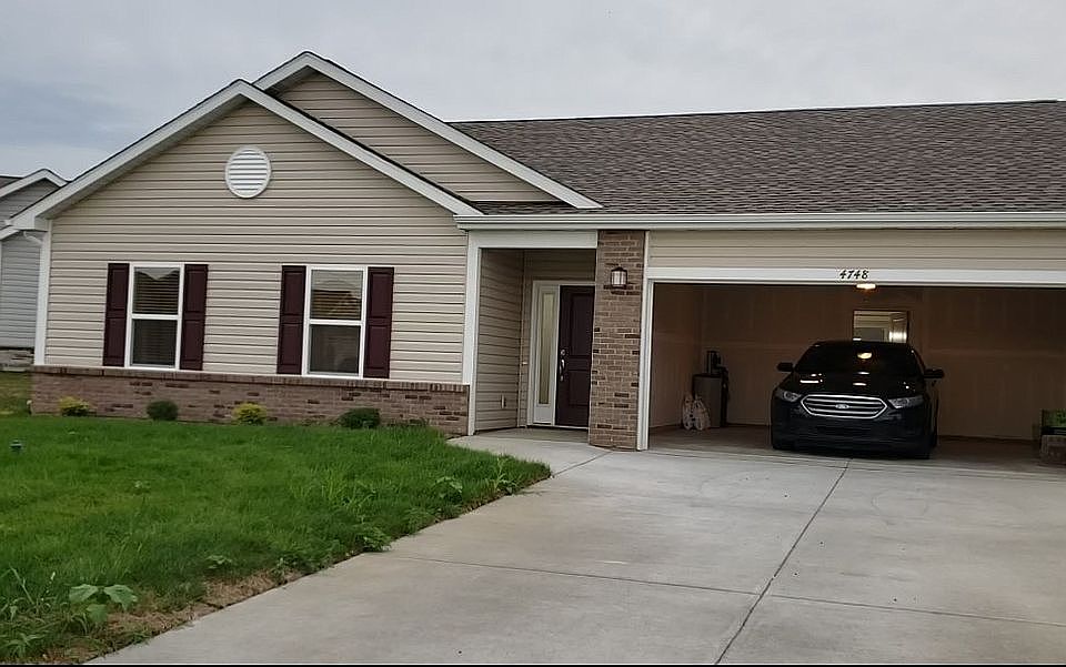 2nd image of 4748 Glastonbury Way