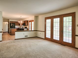 2299 Forest Hills Dr, Harrisburg, PA 17112