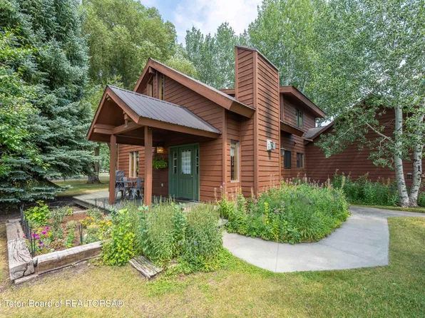 3120 W King Eider Rd, Jackson, WY 83001
