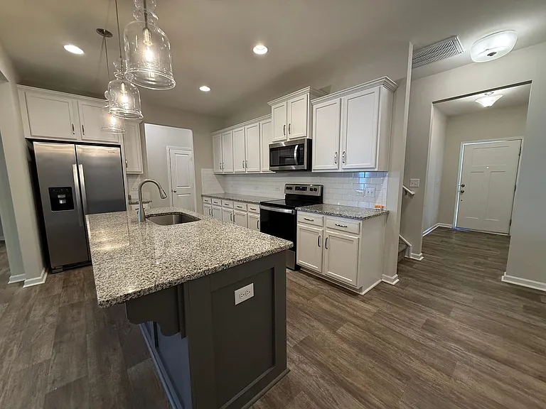 5918 River Meadow Ct — Photo 2