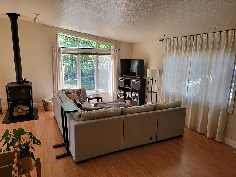 901 N Richmond Ln — Photo 4
