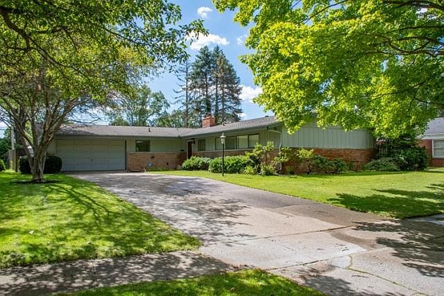 1st image of 1814 Churchill Dr