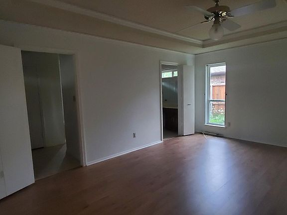 4th image of 2205 Blue Cypress Dr