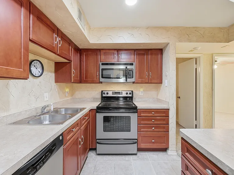 2311 Basil Dr #DRIVEC105 — Photo 7