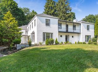 188 Austin Rd, Orange, NJ 07050