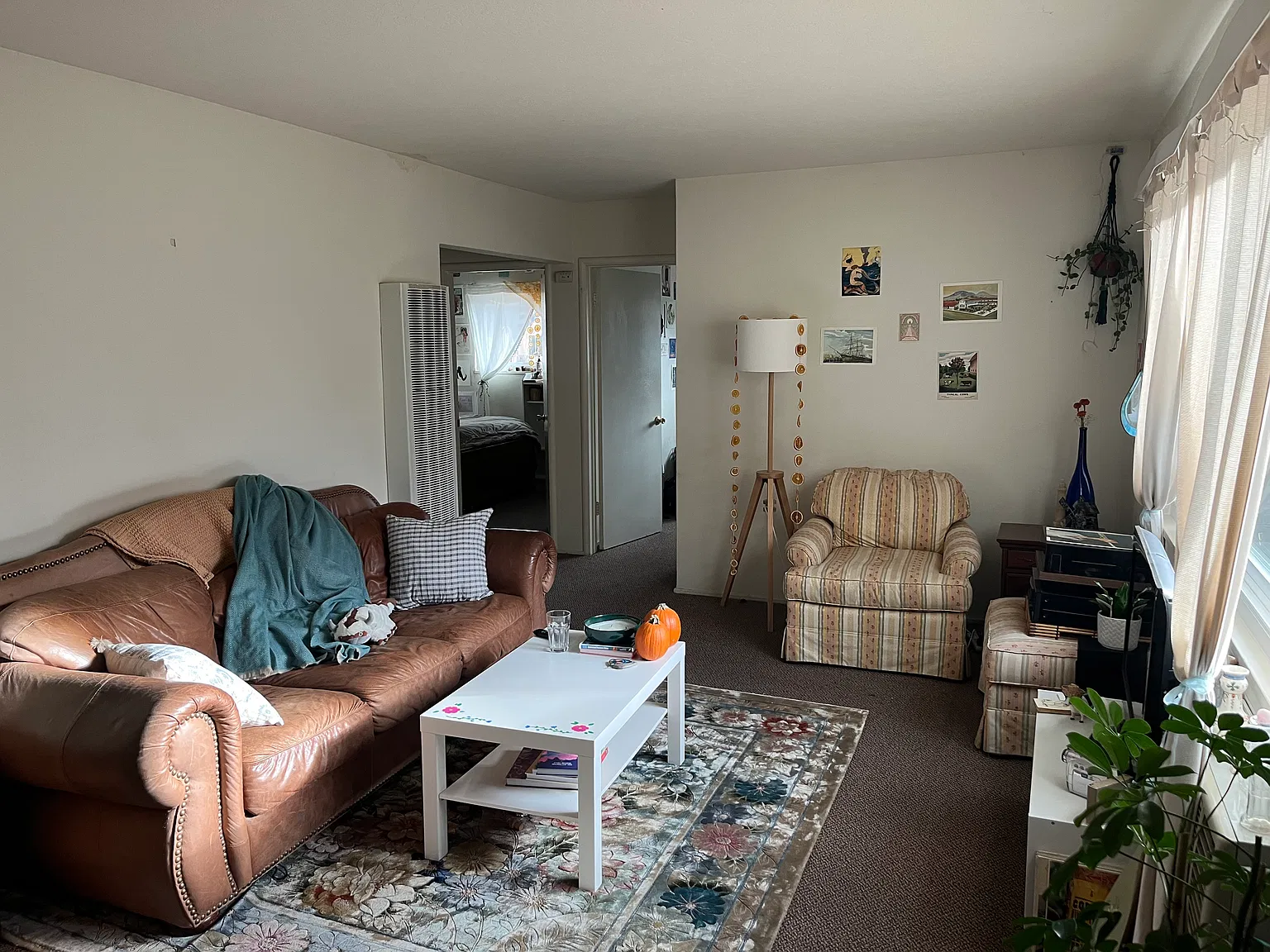 2 bed, 800 sqft, $2,200 — Photo 3