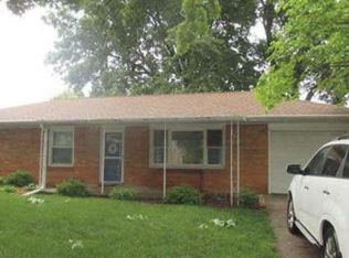 707 Dover Pl, Champaign, IL 61820