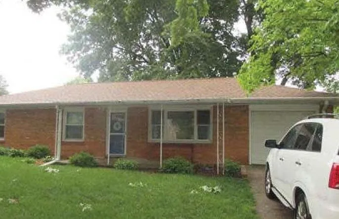 707 Dover Pl photo 1