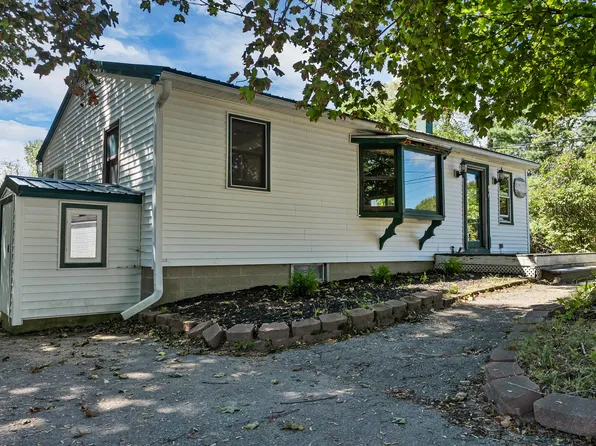 890 Foxes Ridge Road, Acton, ME 04001