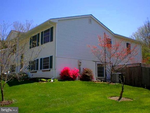 2nd image of 4203 Hemingway Dr