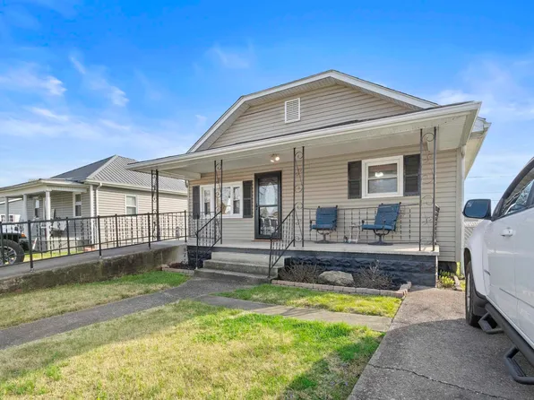 1208 Market St, Worthington, KY 41183