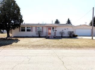 10033 8th St, Oscoda, MI