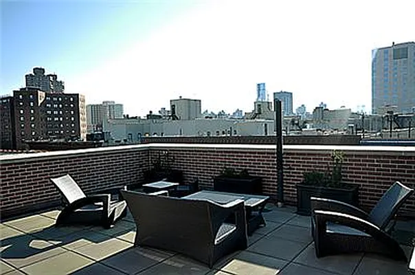 Rented by Park River | media 30