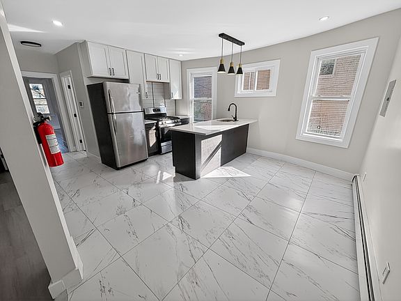 5th image of 112 Milford Ave #A