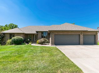 2607 S Laurel Ave, Springfield, MO 65807