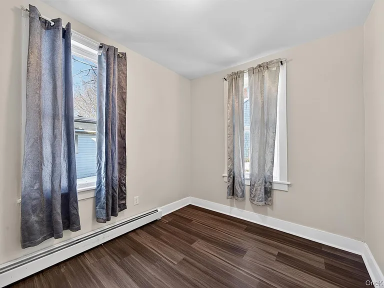 82 Jersey Ave — Photo 16