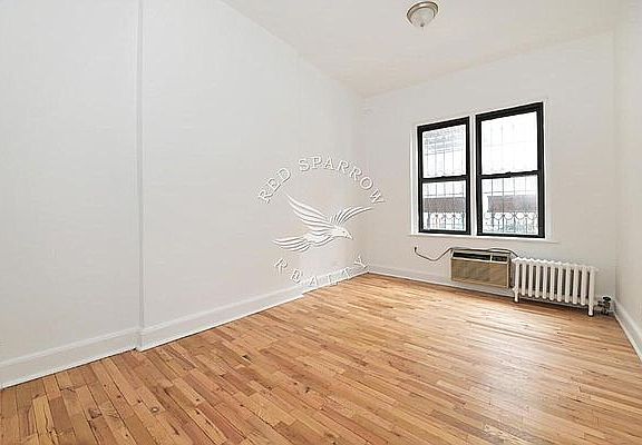 4th image of 420 E 83rd St #1F